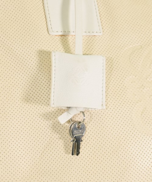 LOEWE（ロエベ）ハンドバッグ 白 サイズ:- レディース/2200584977103