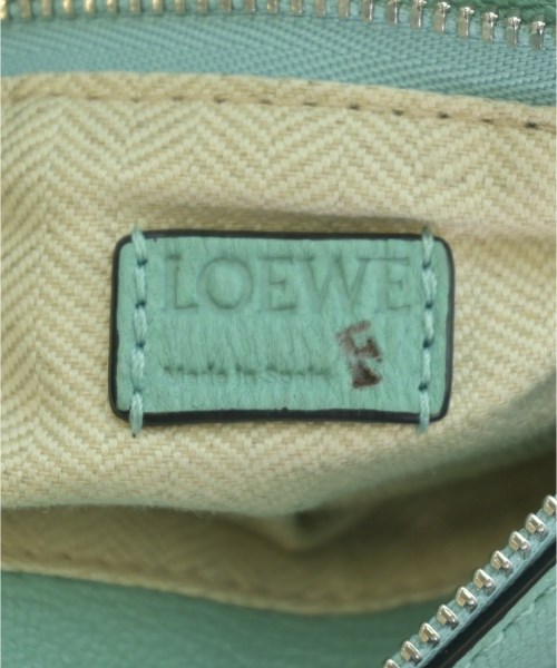 LOEWE（ロエベ）ショルダーバッグ 緑 サイズ:- レディース/2200621375015