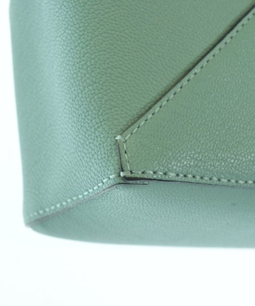 LOEWE（ロエベ）ショルダーバッグ 緑 サイズ:- レディース/2200621375015
