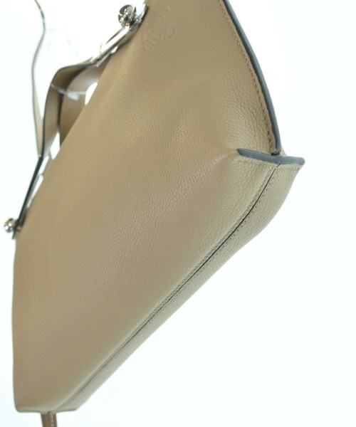 LOEWE（ロエベ）クラッチバッグ ベージュ サイズ:- レディース/2200622836010
