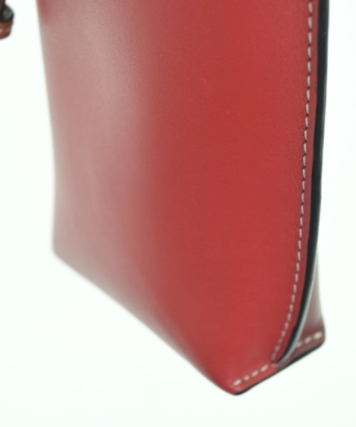 LOEWE（ロエベ）ショルダーバッグ 赤 サイズ:- レディース/2200623581186