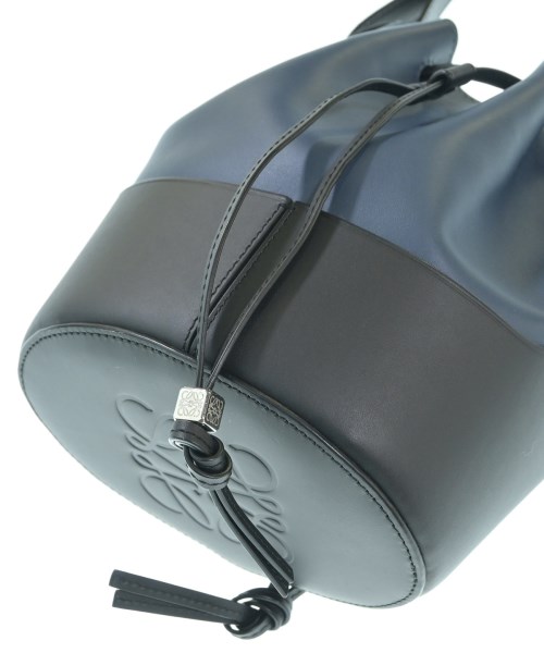 LOEWE（ロエベ）ショルダーバッグ 青 サイズ:- レディース/2200626397012