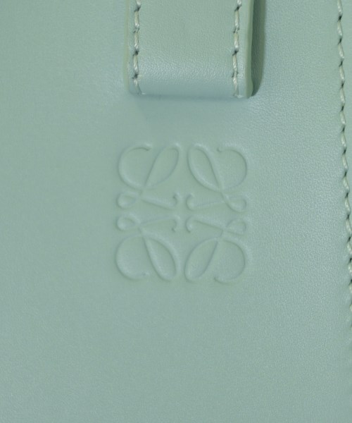 LOEWE（ロエベ）ショルダーバッグ 緑 サイズ:- レディース/2200627035043