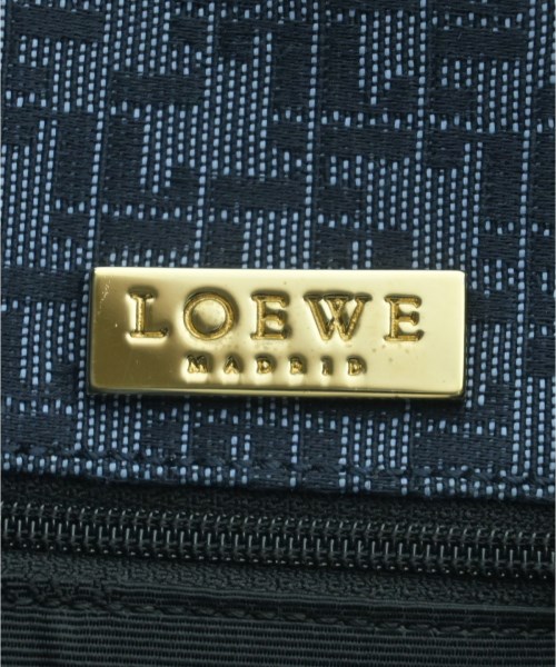 LOEWE（ロエベ）ショルダーバッグ 紺 サイズ:- レディース/2200627237287