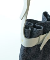 LOEWE（ロエベ）ショルダーバッグ 紺 サイズ:- レディース/2200627237287