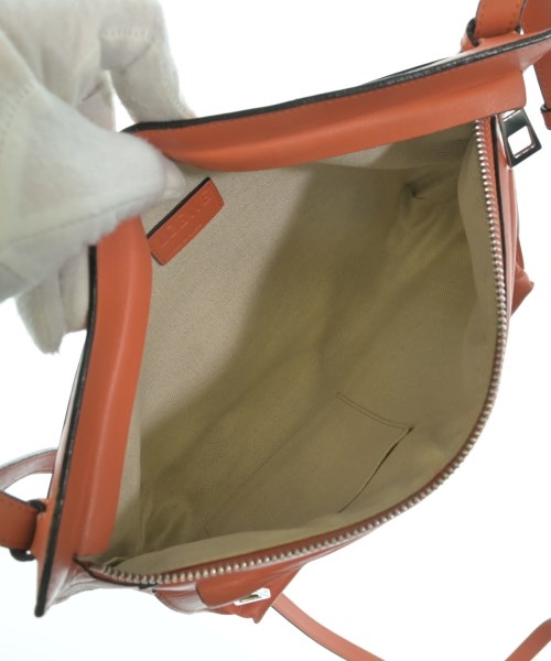 LOEWE（ロエベ）ショルダーバッグ オレンジ サイズ:- レディース/2200627238123