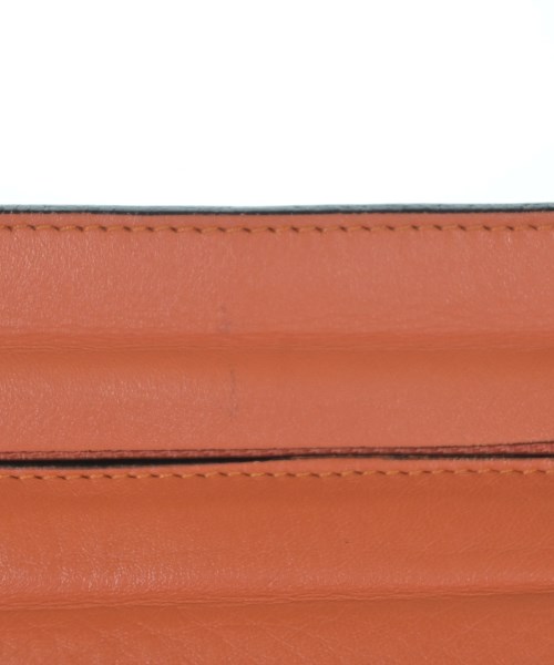 LOEWE（ロエベ）ショルダーバッグ オレンジ サイズ:- レディース/2200627238123
