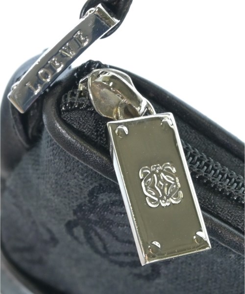 LOEWE（ロエベ）ショルダーバッグ 紺 サイズ:- レディース/2200627239120