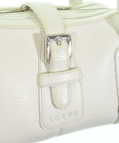 LOEWE（ロエベ）ショルダーバッグ 白 サイズ:- レディース/2200629186026