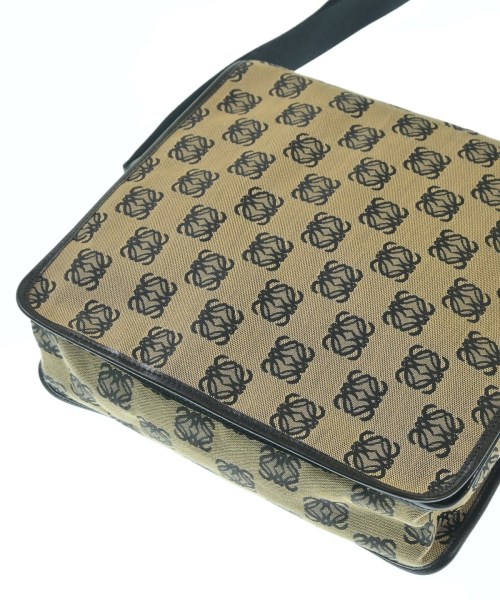 LOEWE（ロエベ）ショルダーバッグ ベージュ サイズ:- レディース/2200619562090