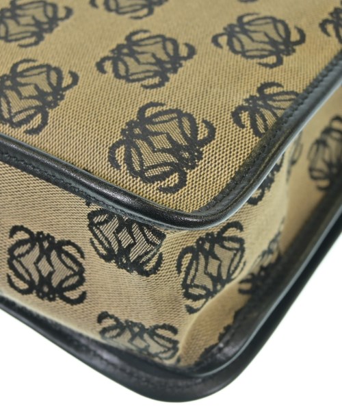 LOEWE（ロエベ）ショルダーバッグ ベージュ サイズ:- レディース/2200619562090
