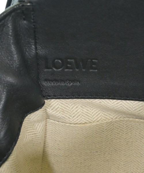 LOEWE（ロエベ）ショルダーバッグ 黒 サイズ:- レディース/2200619508029