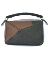 LOEWE（ロエベ）ショルダーバッグ 茶 サイズ:- レディース/2200606700078