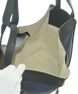 LOEWE（ロエベ）ショルダーバッグ 紺 サイズ:- レディース/2200609813096