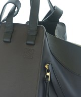LOEWE（ロエベ）ショルダーバッグ 紺 サイズ:- レディース/2200609813096