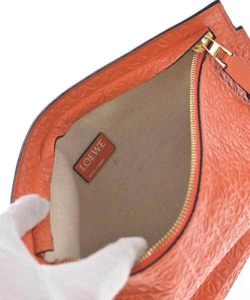 LOEWE（ロエベ）クラッチバッグ オレンジ サイズ:- レディース/2200611697141