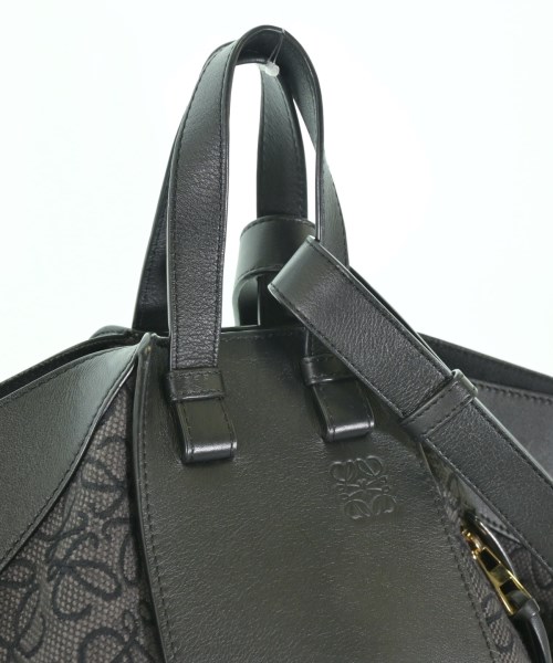 LOEWE（ロエベ）ショルダーバッグ 黒 サイズ:- レディース/2200612287143