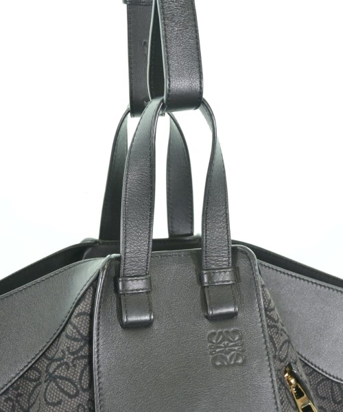 LOEWE（ロエベ）ショルダーバッグ 黒 サイズ:- レディース/2200612287143