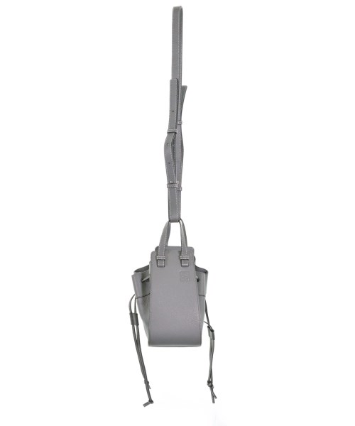 LOEWE（ロエベ）ショルダーバッグ グレー サイズ:- レディース/2200612287181