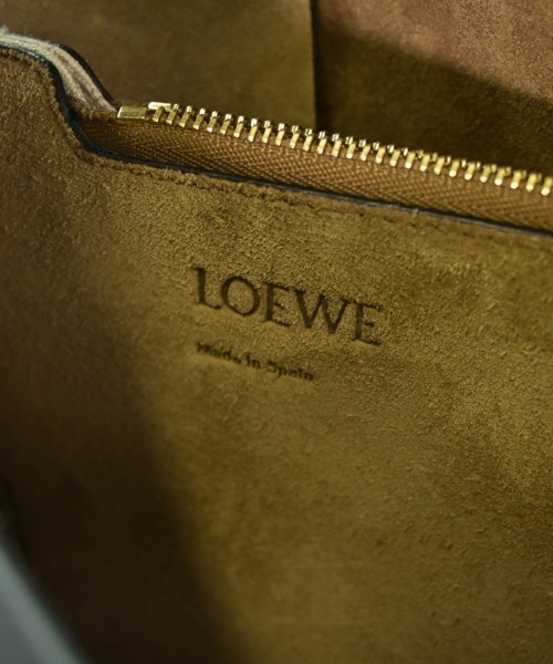 LOEWE（ロエベ）ショルダーバッグ 黒 サイズ:- レディース/2200613200141