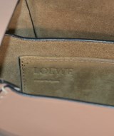 LOEWE（ロエベ）ショルダーバッグ 茶 サイズ:- レディース/2200613933131