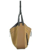 LOEWE（ロエベ）ショルダーバッグ 茶 サイズ:- レディース/2200615440019