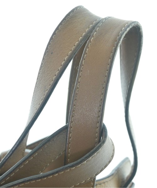 LOEWE（ロエベ）ショルダーバッグ 茶 サイズ:- レディース/2200616476390