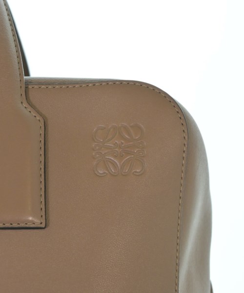 LOEWE（ロエベ）その他 ベージュ サイズ:- レディース/2200618508020