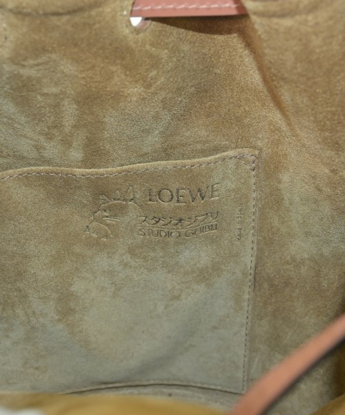 LOEWE（ロエベ）ショルダーバッグ ベージュ サイズ:- レディース/2200601281039