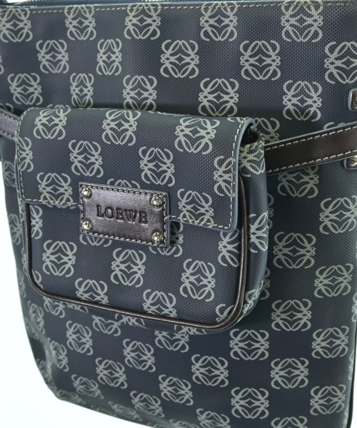 LOEWE（ロエベ）ショルダーバッグ 紺 サイズ:- レディース/2200598501394