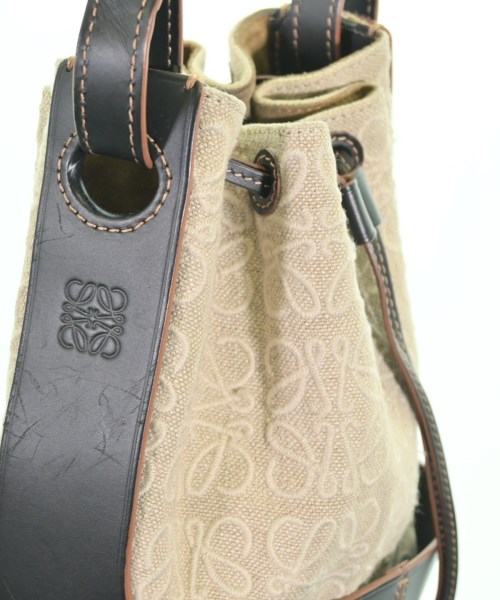 LOEWE（ロエベ）ショルダーバッグ ベージュ サイズ:- レディース/2200605222014