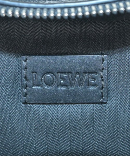 LOEWE（ロエベ）ショルダーバッグ 黒 サイズ:- レディース/2200605611016