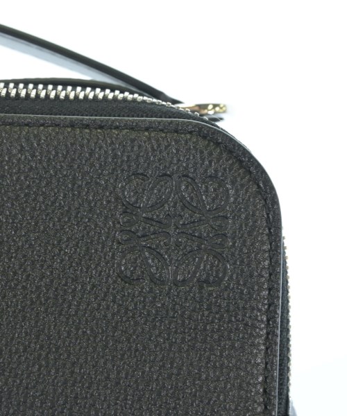 LOEWE（ロエベ）ショルダーバッグ 黒 サイズ:- レディース/2200605611016