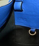 LOEWE（ロエベ）ショルダーバッグ 青 サイズ:- レディース/2200605904095