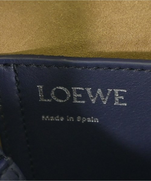 LOEWE（ロエベ）ショルダーバッグ 青 サイズ:- レディース/2200606313421