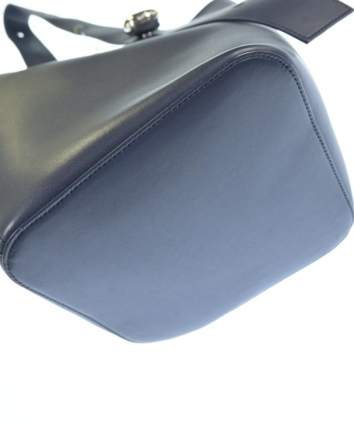 LOEWE（ロエベ）ショルダーバッグ 青 サイズ:- レディース/2200606313421