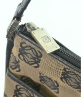 LOEWE（ロエベ）ショルダーバッグ ベージュ サイズ:- レディース/2200606500166