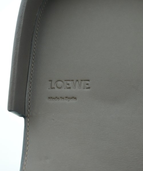 LOEWE（ロエベ）ショルダーバッグ 茶 サイズ:- レディース/2200607860726