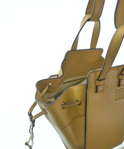 LOEWE（ロエベ）ショルダーバッグ 茶 サイズ:- レディース/2200607860818