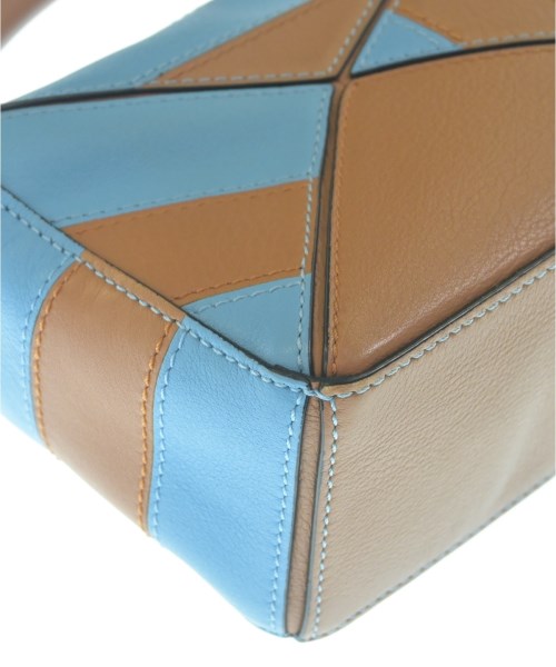 LOEWE（ロエベ）ショルダーバッグ 青 サイズ:- レディース/2200609641019