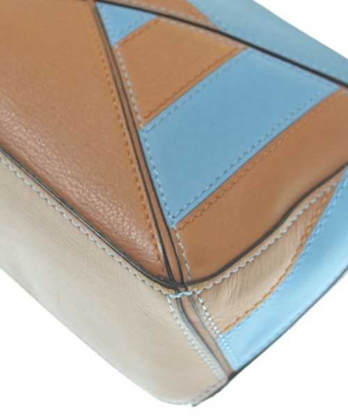 LOEWE（ロエベ）ショルダーバッグ 青 サイズ:- レディース/2200609641019