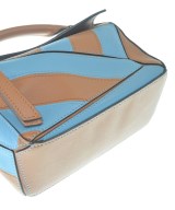 LOEWE（ロエベ）ショルダーバッグ 青 サイズ:- レディース/2200609641019