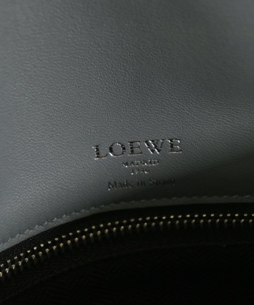 LOEWE（ロエベ）ショルダーバッグ 青 サイズ:- レディース/2200670530700