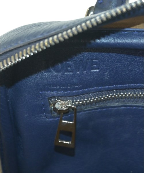 LOEWE（ロエベ）ショルダーバッグ 青 サイズ:- レディース/2200673346018