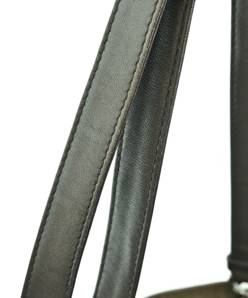 LOEWE（ロエベ）ショルダーバッグ 茶 サイズ:- レディース/2200676028027