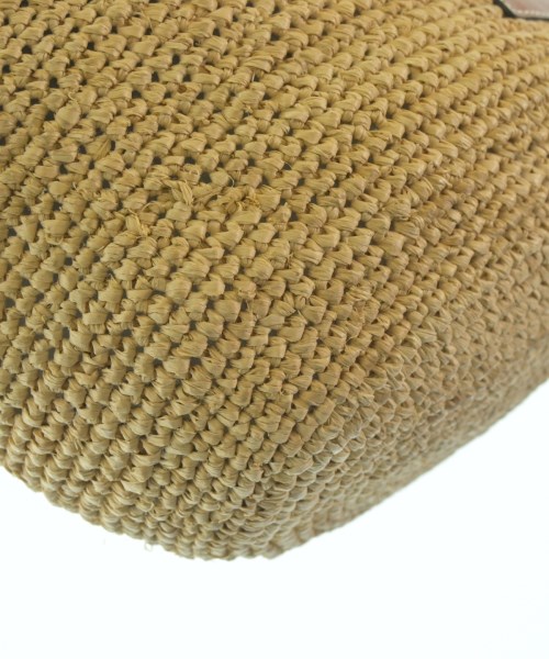 LOEWE（ロエベ）ショルダーバッグ ベージュ サイズ:- レディース/2200677458236