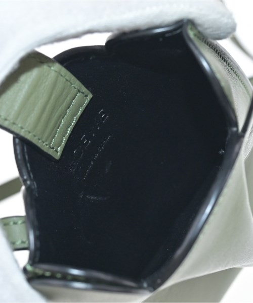 LOEWE（ロエベ）ポーチ 緑 サイズ:- レディース/2200678010433