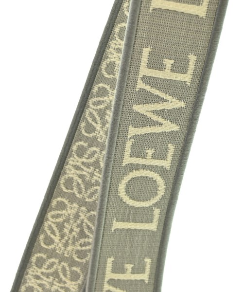 LOEWE（ロエベ）ショルダーバッグ グレー サイズ:- レディース/2200678063057