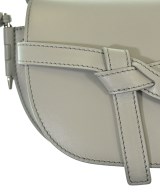 LOEWE（ロエベ）ショルダーバッグ グレー サイズ:- レディース/2200678063057