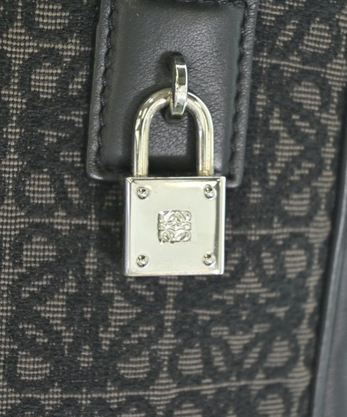 LOEWE（ロエベ）ハンドバッグ 黒 サイズ:- レディース/2200678116302